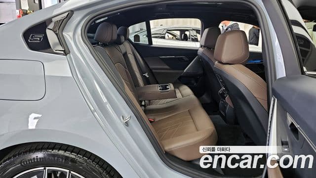 BMW 5시리즈 (G60) 523d M Sport, 2025 12
