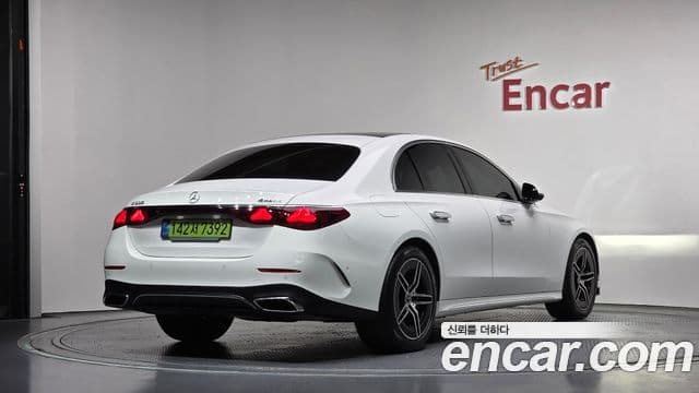 Mercedes-Benz E-класс W214 AMG Line, 2026 2