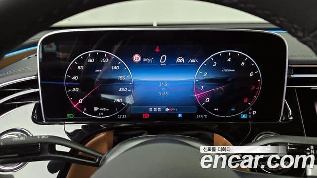 Mercedes-Benz E-класс W214 AMG Line, 2026 8