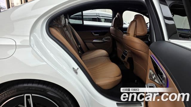 Mercedes-Benz E-класс W214 AMG Line, 2026 12