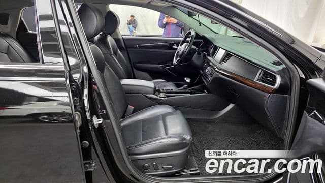 Kia All New K7 3.0 LPI Prestige (арендный автомобиль), 2018 11