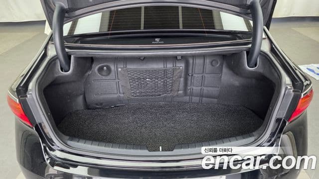 Kia All New K7 3.0 LPI Prestige (арендный автомобиль), 2018 20