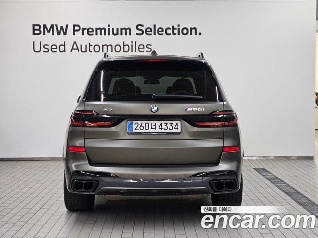 BMW X7 (G07) M60i xDrive M Sport 6인승, 2025 4