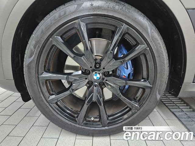 BMW X7 (G07) M60i xDrive M Sport 6인승, 2025 все фото