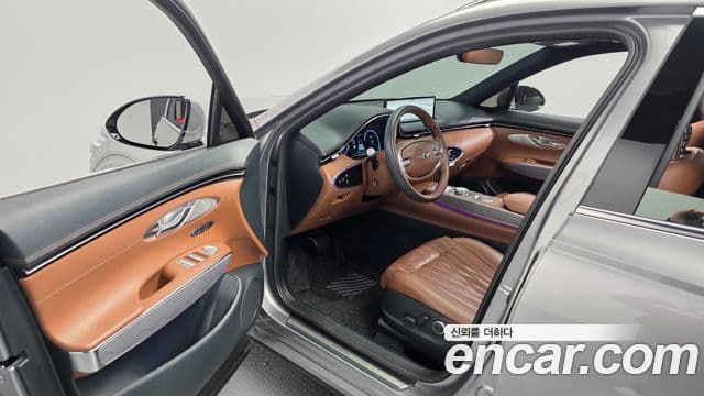 Genesis GV70, 2023 10