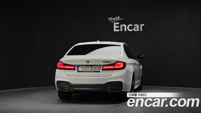 BMW 5시리즈 (G30) 520d M Sport, 2017 4