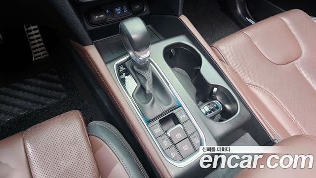 Hyundai Santa Fe TM Inspiration, 2019 9