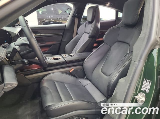 Porsche 타이칸 турбо S, 2025 11