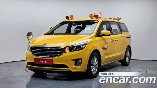 Kia All New Carnival 11인승 Children Escort Vehicle, 2015 1
