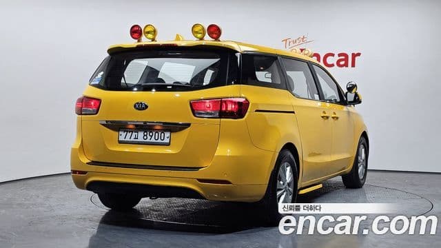 Kia All New Carnival 11인승 Children Escort Vehicle, 2015 2