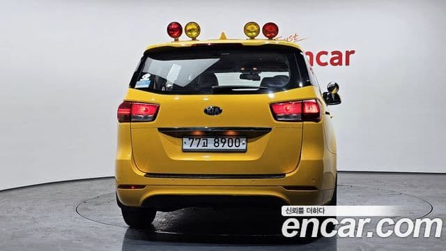 Kia All New Carnival 11인승 Children Escort Vehicle, 2015 4