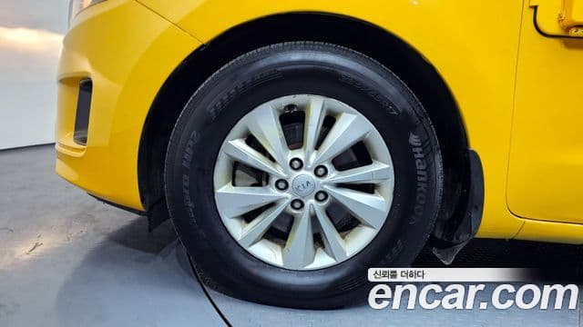 Kia All New Carnival 11인승 Children Escort Vehicle, 2015 все фото