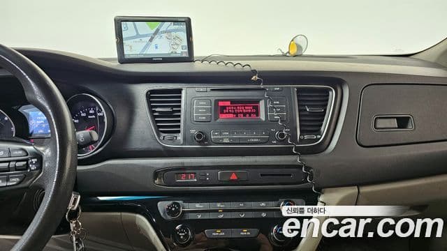 Kia All New Carnival 11인승 Children Escort Vehicle, 2015 16