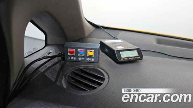 Kia All New Carnival 11인승 Children Escort Vehicle, 2015 19