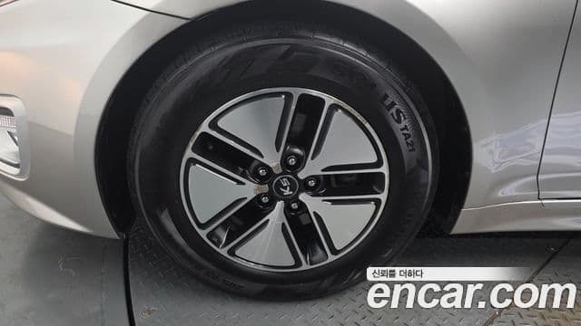 Kia K5 гибрид Luxury, 2012 все фото