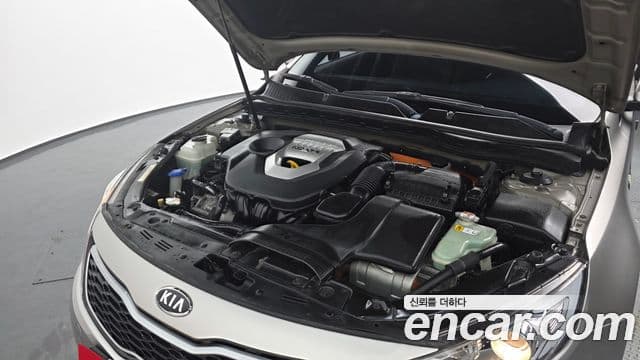 Kia K5 гибрид Luxury, 2012 6