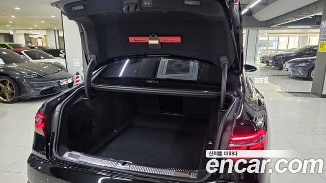 Audi A8 (D5) 55 TFSI Quattro LWB, 2021 7