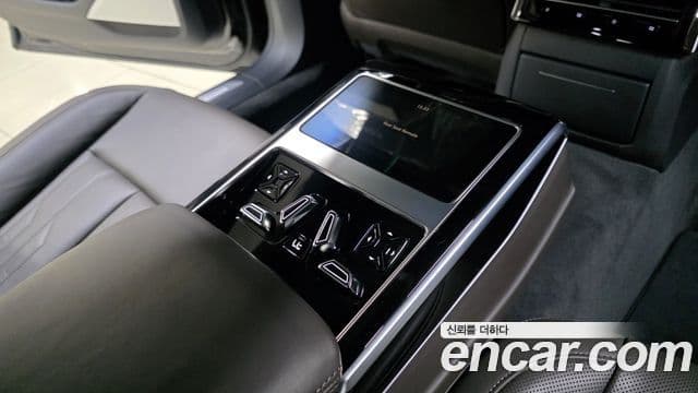 Audi A8 (D5) 55 TFSI Quattro LWB, 2021 17