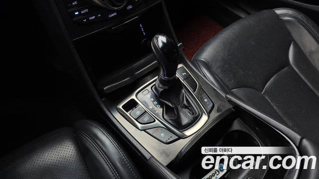 Hyundai Grandeur HG Premium, 2013 9