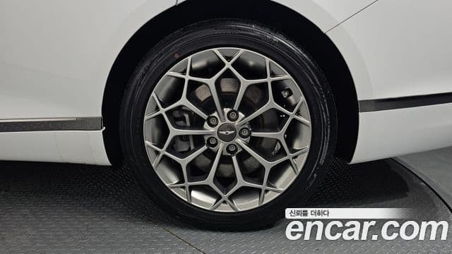 Genesis G80 (RG3) бензин 2.5 турбо AWD, 2022 все фото