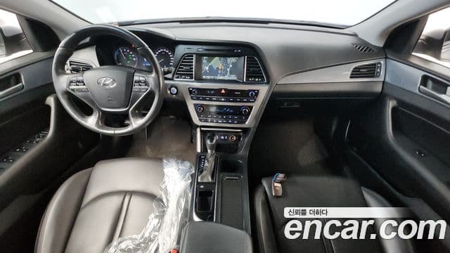 Hyundai LF Sonata гибрид Modern, 2016 7