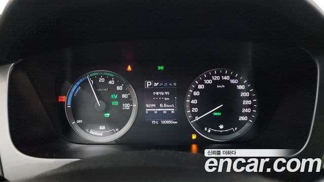 Hyundai LF Sonata гибрид Modern, 2016 8