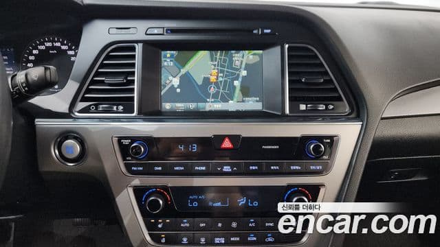 Hyundai LF Sonata гибрид Modern, 2016 15