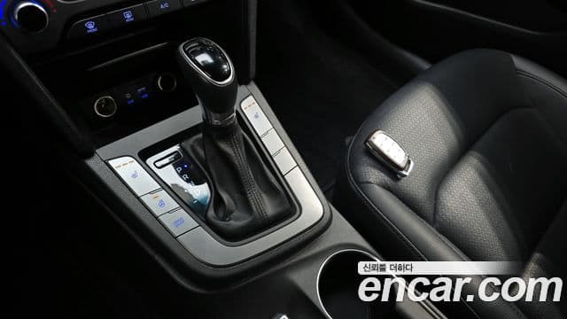 Hyundai Avante AD Modern, 2016 9