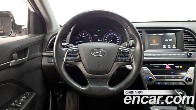 Hyundai Avante AD Modern, 2016 13