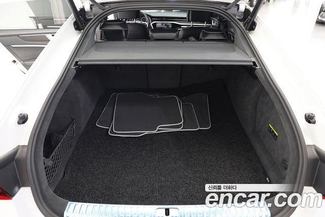 Audi A7 (4K) Premium, 2022 11