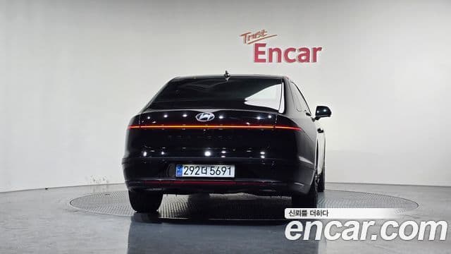 Hyundai Grandeur гибрид (GN7) Calligraphy, 2024 4