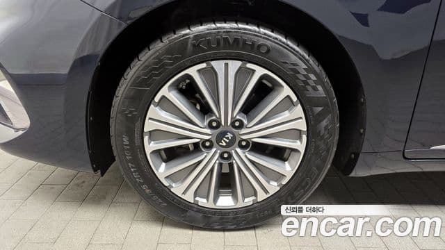 Kia K7 Premier гибрид Prestige, 2020 все фото