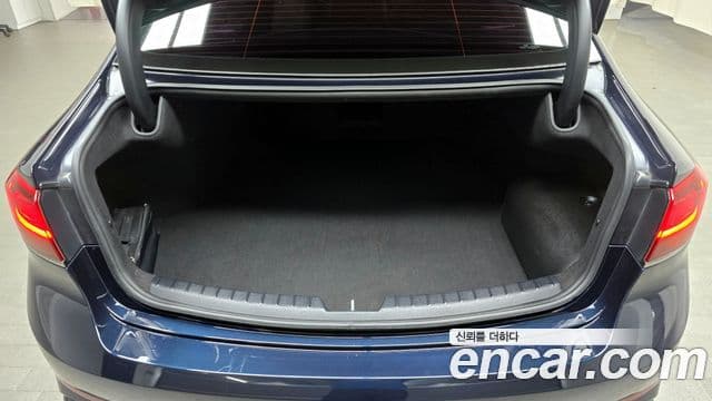 Kia K7 Premier гибрид Prestige, 2020 20