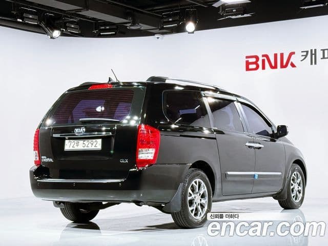 Kia Carnival R люксовая версия, 2013 2