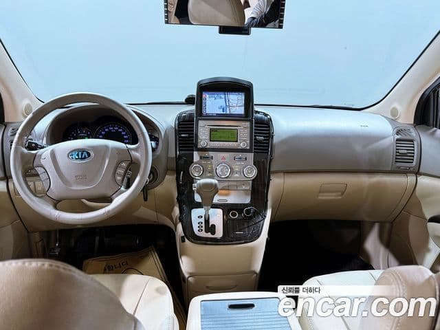 Kia Carnival R люксовая версия, 2013 4