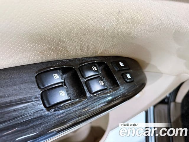 Kia Carnival R люксовая версия, 2013 8