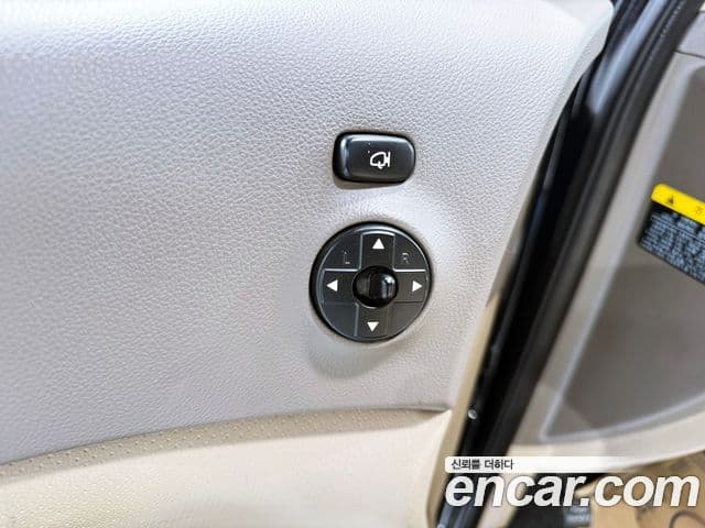 Kia Carnival R люксовая версия, 2013 9