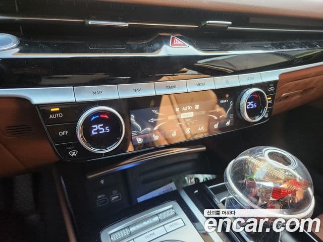 Genesis G80 (RG3) бензин 2.5 турбо AWD, 2022 14