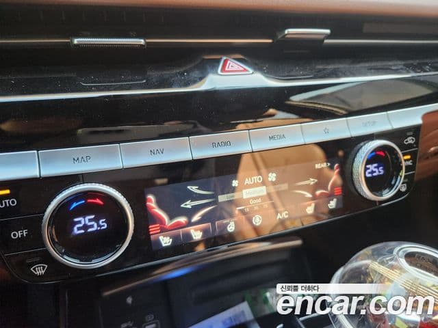 Genesis G80 (RG3) бензин 2.5 турбо AWD, 2022 15