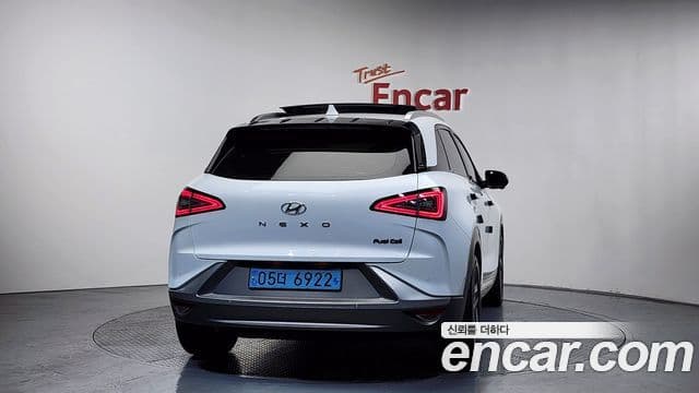 Hyundai NEXO Premium, 2022 4