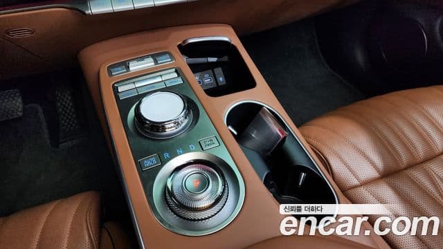 Genesis GV70, 2023 9