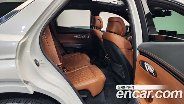 Genesis GV70, 2023 13