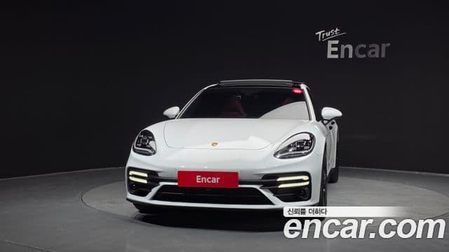Porsche Panamera (971) 2.9 AWD E-гибрид Platinum Edition, 2023 3
