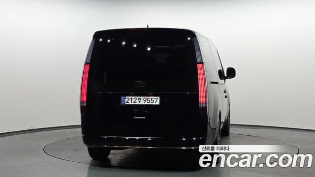 Hyundai Staria Inspiration, 2025 4