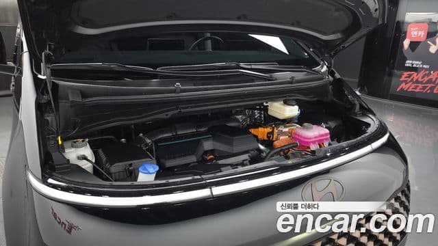 Hyundai Staria Inspiration, 2025 6