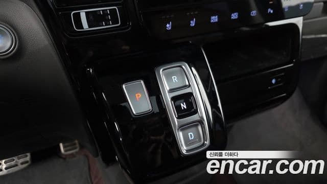 Hyundai Staria Inspiration, 2025 9