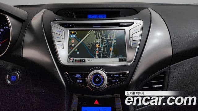 Hyundai Avante MD Premier, 2012 15