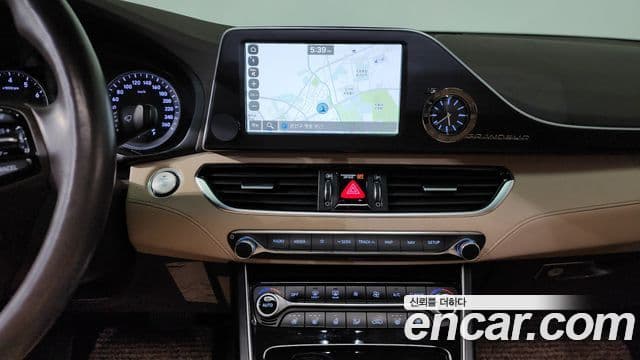 Hyundai Grandeur IG Exclusive, 2019 16