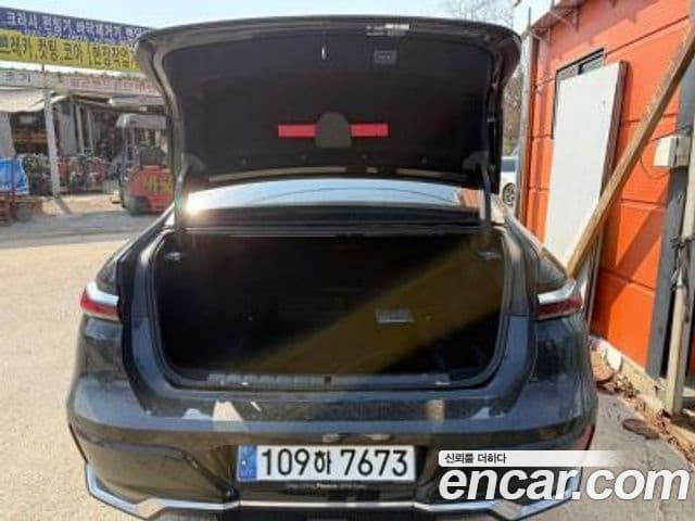 BMW 7시리즈 (G70) 740i xDrive M Sport, 2025 все фото