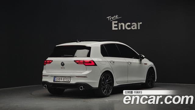 Volkswagen Гольф 8세대 2.0 GTI, 2024 2